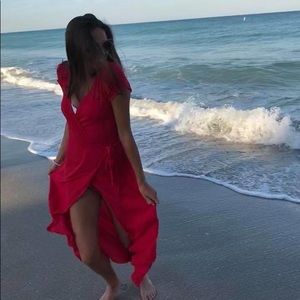 ‼️BEAUTIFUL red wrap dress‼️